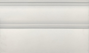 фото FMB024 Плинтус Борромео бежевый светлый 25*15 КЕРАМА МАРАЦЦИ