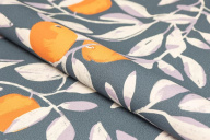 фото KM8503 Обои виниловые на флизелиновой основе Шафран мотив, синий, апельсины KЕРАМА МАРАЦЦИ КЕРАМА МАРАЦЦИ